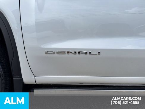 Used 2020 GMC Sierra 1500 Denali w/ Denali Ultimate Package AWD/4WD image 17