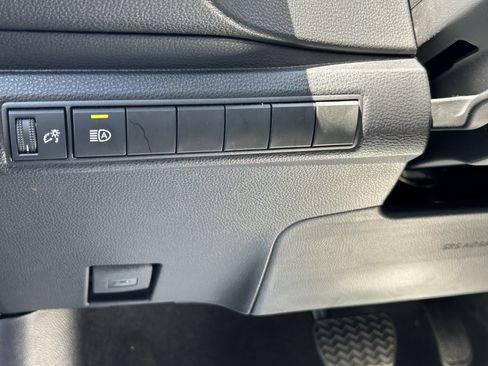Used 2026 Toyota Corolla LE FWD image 16