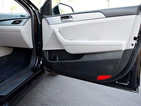 Used 2019 Hyundai Sonata SE image 37