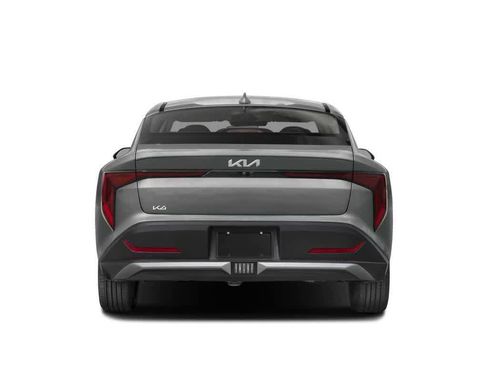 Certified 2026 Kia K4 FWD image 3