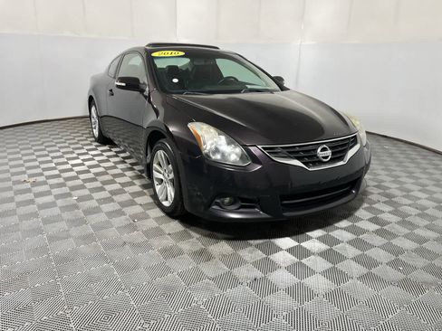 Used 2010 Nissan Altima 2.5 S w/ Premium Pkg image 2
