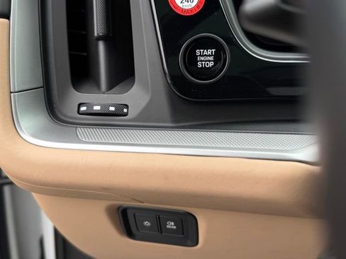 Certified 2024 Porsche Cayenne S AWD/4WD image 17