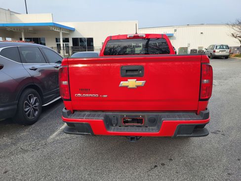 Used 2019 Chevrolet Colorado W/T w/ WT Convenience Package image 5