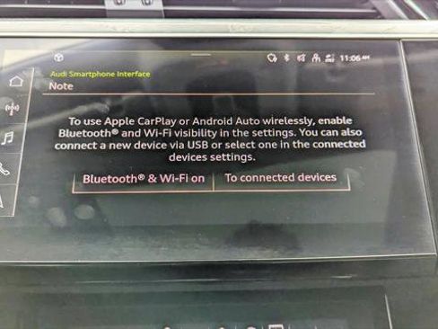 Used 2021 Audi e-tron Premium w/ Convenience Plus Package image 31