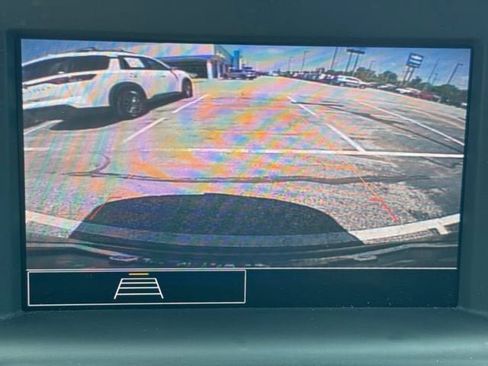 Certified 2024 GMC Terrain SLE w/ Driver Convenience Package FWD image 3