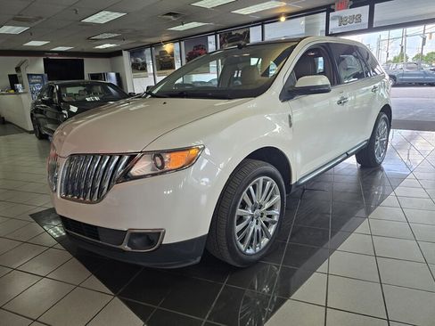 Used 2014 Lincoln MKX AWD w/ Equipment Group 102A image 1