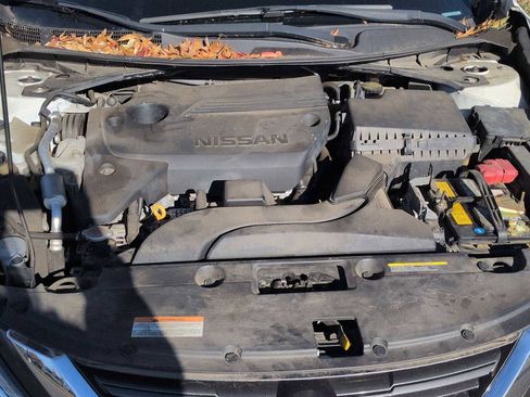 Used 2016 Nissan Altima 2.5 S w/ Power Driver Seat Package image 15