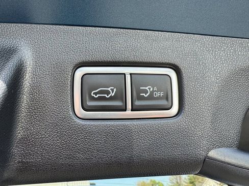 Used 2025 Kia Sorento EX image 22