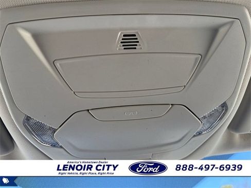 Certified 2018 Ford Escape SEL image 17