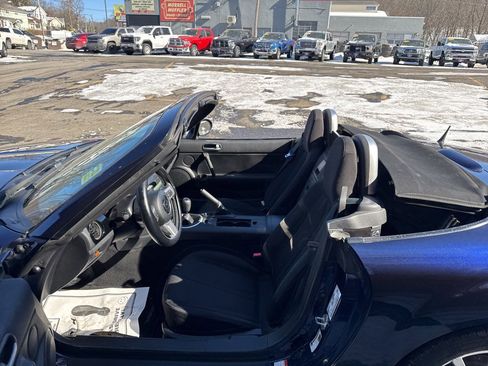 Used 2007 MAZDA MX-5 Miata Touring image 16
