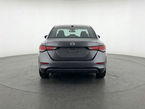 Used 2025 Nissan Sentra SV image 7