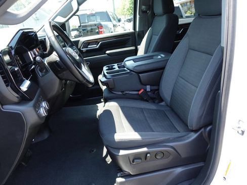 Used 2024 GMC Sierra 3500 SLE AWD/4WD image 19