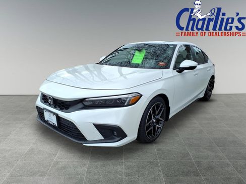 Used 2023 Honda Civic Sport Touring image 1