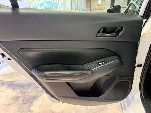 Used 2025 Nissan Altima 2.5 SV image 45