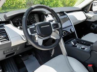 New 2026 Land Rover Discovery S AWD/4WD video 2