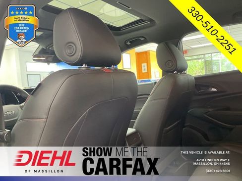 Used 2024 Chevrolet Trax RS w/ Sunroof Package FWD image 20
