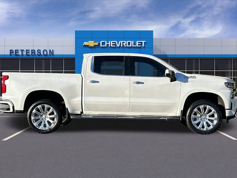 Certified 2022 Chevrolet Silverado 1500 High Country image 3