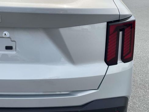 New 2026 Kia Sorento SX FWD image 11
