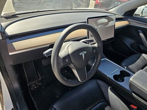 Used 2022 Tesla Model 3 Long Range image 14