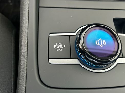 New 2026 Volkswagen Tiguan S FWD image 33
