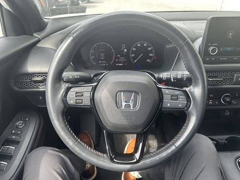 Used 2024 Honda HR-V Sport image 13