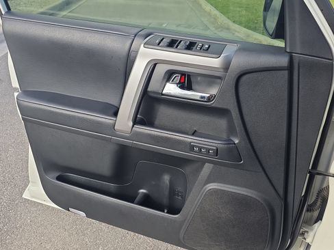 Used 2023 Toyota 4Runner Limited AWD/4WD image 24