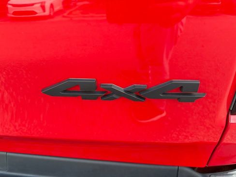 Used 2020 RAM 1500 Big Horn AWD/4WD image 8