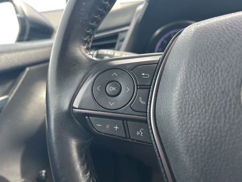 Used 2021 Toyota Camry SE image 16