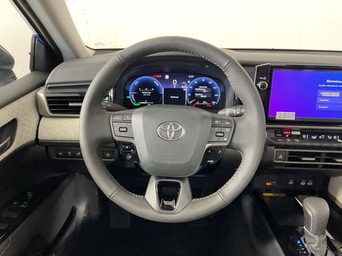 New 2026 Toyota Camry XLE image 9