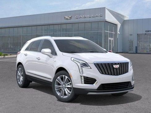 Certified 2025 Cadillac XT5 Premium Luxury AWD/4WD image 5