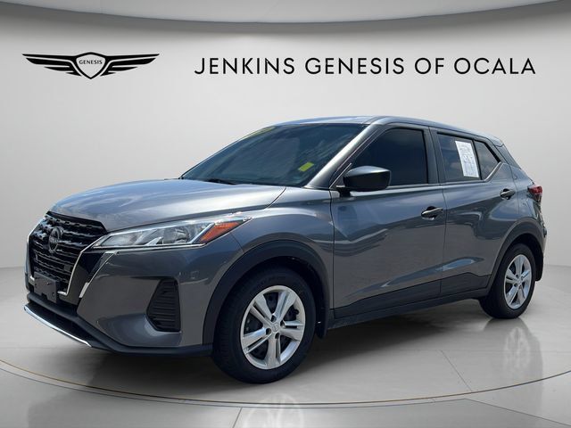 Used 2024 Nissan Kicks S FWD image 7