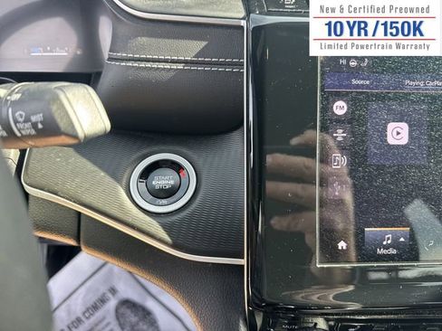 Used 2025 Jeep Grand Cherokee Altitude image 24