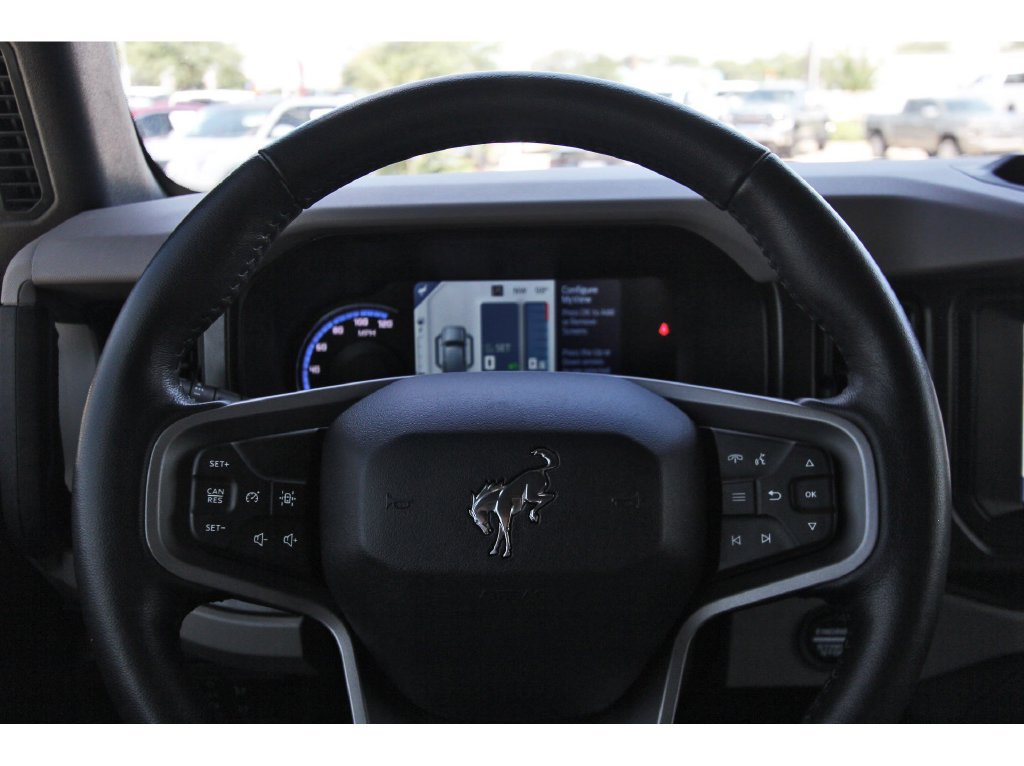 Used 2022 Ford Bronco Wildtrak AWD/4WD image 16