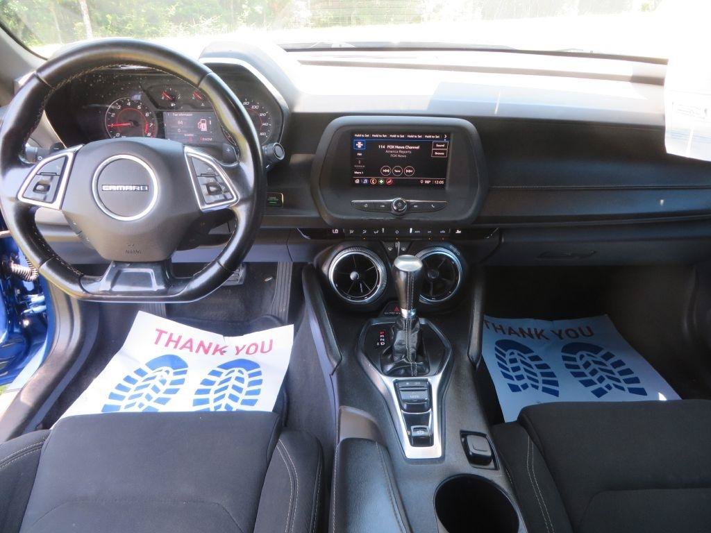 Used 2022 Chevrolet Camaro LT RWD image 12