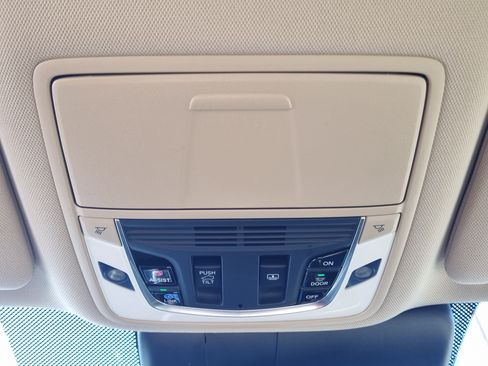 Used 2021 Acura RDX FWD image 34