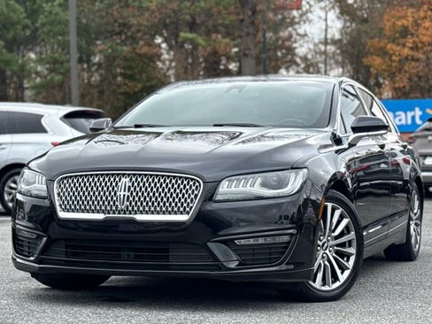 Used 2020 Lincoln MKZ Standard image 1