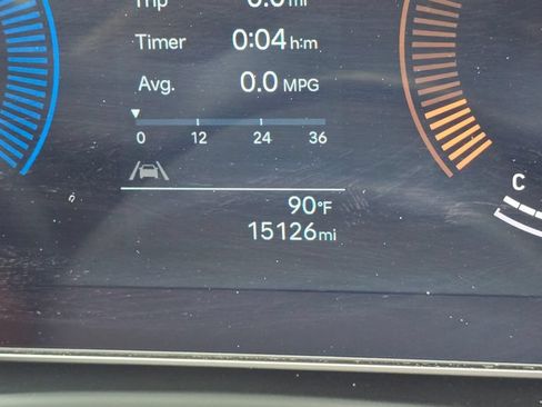 Used 2025 Hyundai Santa Cruz SEL AWD/4WD image 28