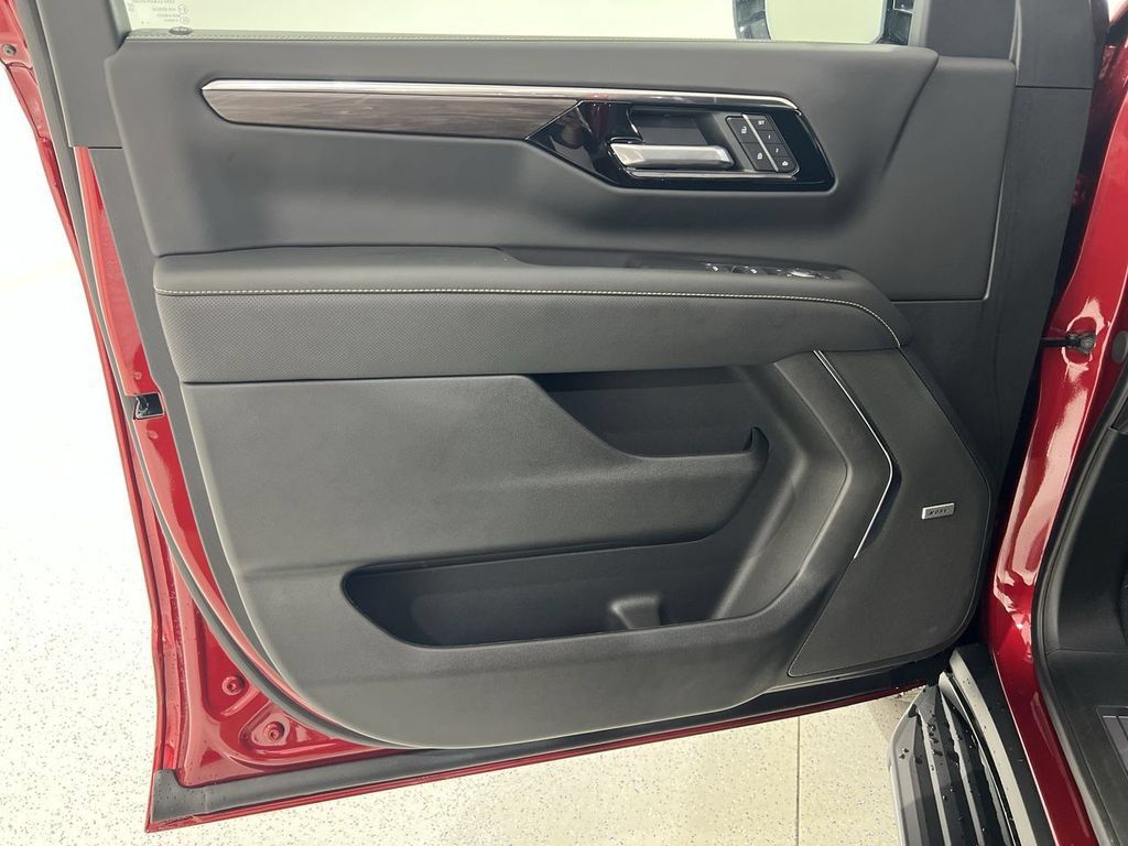 New 2025 Chevrolet Tahoe Premier RWD image 20
