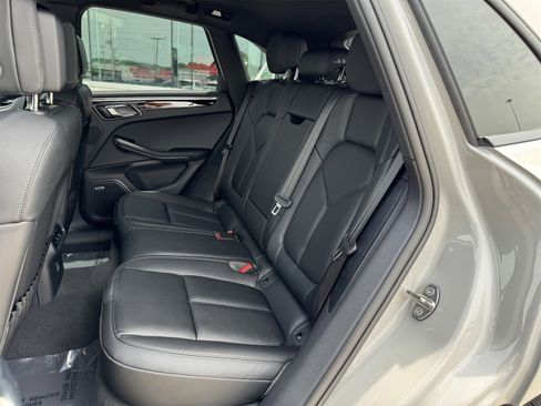 New 2025 Porsche Macan image 17
