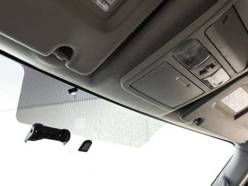 Used 2018 Nissan NV 2500 SV w/ Navigation Package image 28