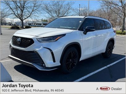 Used 2023 Toyota Highlander XSE