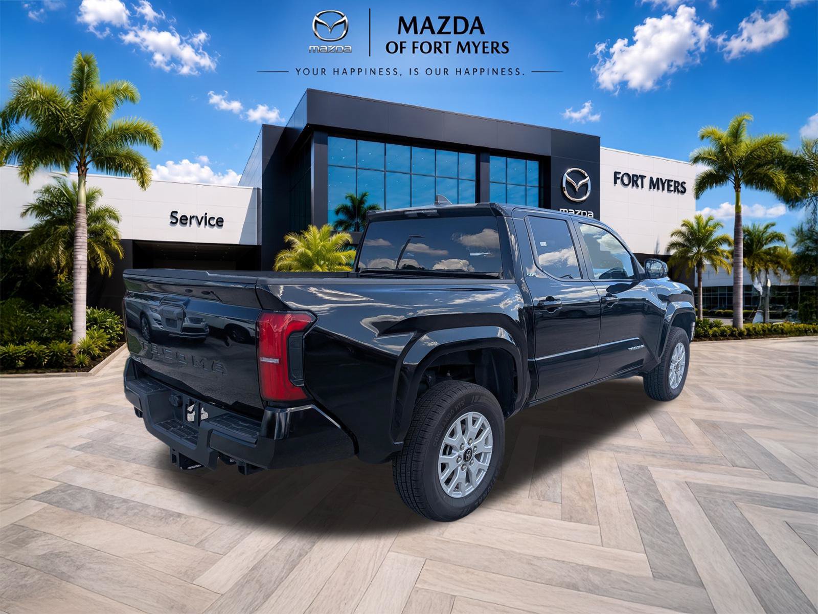 Used 2024 Toyota Tacoma SR5 AWD/4WD image 4