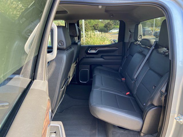 Used 2025 GMC Sierra 1500 SLT AWD/4WD image 16