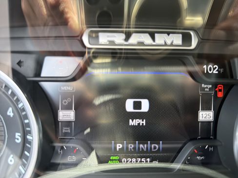 Used 2022 RAM 1500 Big Horn AWD/4WD image 33