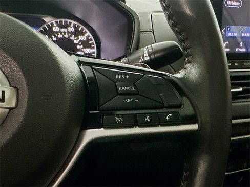 Used 2019 Nissan Altima 2.5 SR w/ SR Premium Package image 26