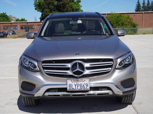 Used 2019 Mercedes-Benz GLC 300 4MATIC image 7