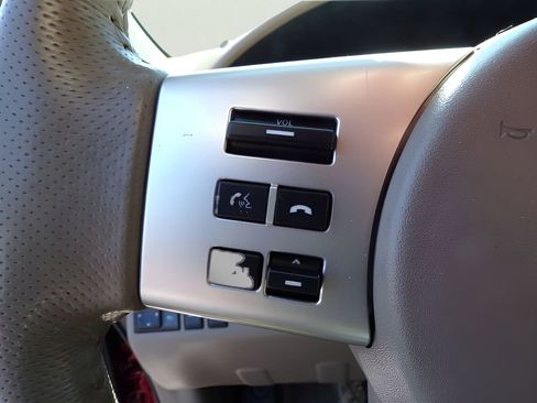 Used 2016 Nissan Frontier SV w/ SV Value Truck Package AWD/4WD image 25