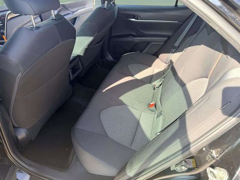 Used 2018 Toyota Camry LE w/ Convenience Package image 18