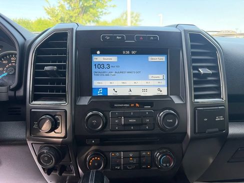 Used 2018 Ford F150 XLT w/ Equipment Group 302A Luxury AWD/4WD image 10