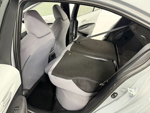 Used 2022 Toyota Corolla SE w/ Carpet Mat Package (TMS) image 17